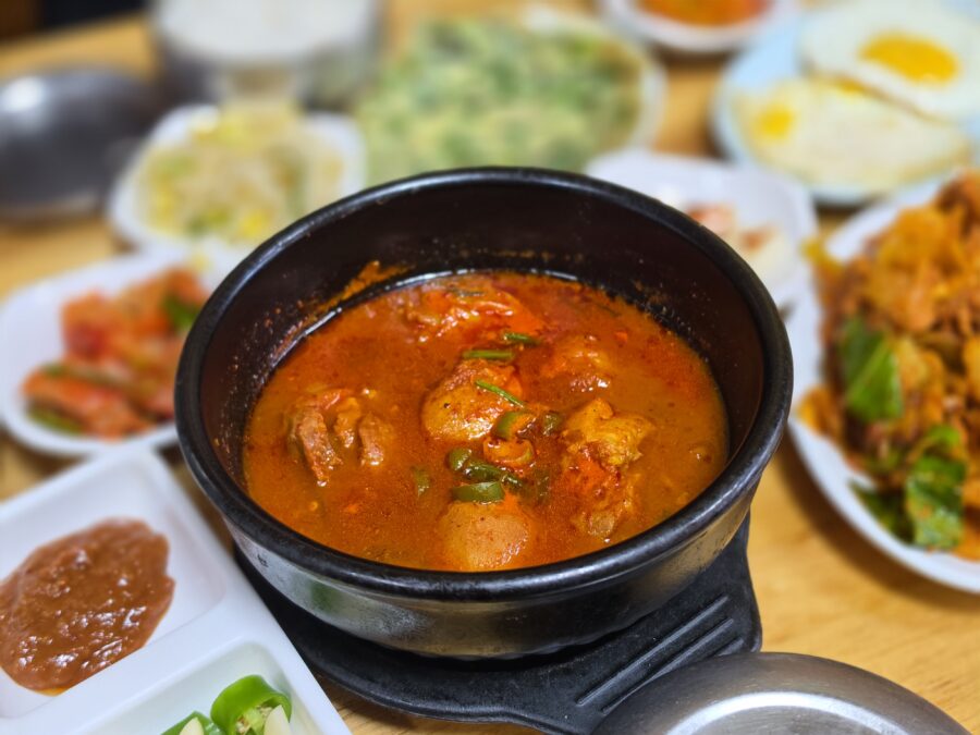[서울/봉천] 호남식당 - 관악구 봉천역 앞 백반 맛집 count(title)%, 호남식당 닭볶음탕 scaled