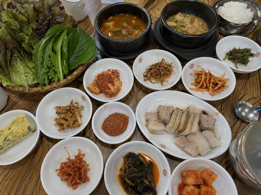 경주 음식 BEST 7+ 먹거리, 특산물 총 정리 (전통음식, 향토음식, 지역음식) count(title)%, 경주 쌈밥 scaled