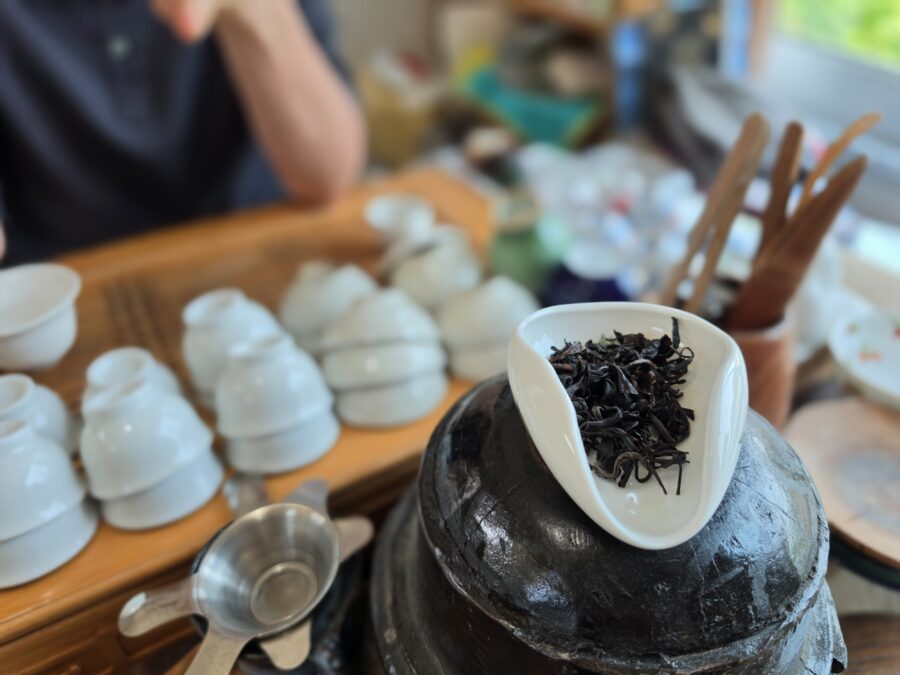 [경남/하동] 백학제다 - 최참판댁 앞에 위치한 차 시음장, 우전·홍차·백차 티 테이스팅 count(title)%, 백학제다 만송포 scaled