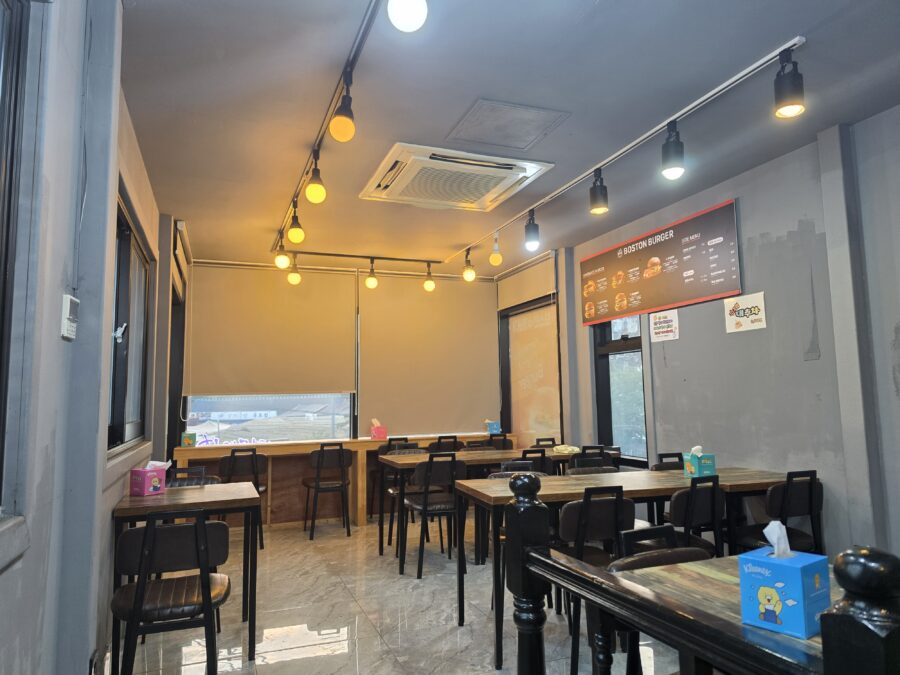 [경남/하동] 에츠하임 보스턴 수제버거 - 화개장터 앞 버거 포장 테이크아웃 맛집 count(title)%, 하동 보스턴 버거 내부 2 1 scaled