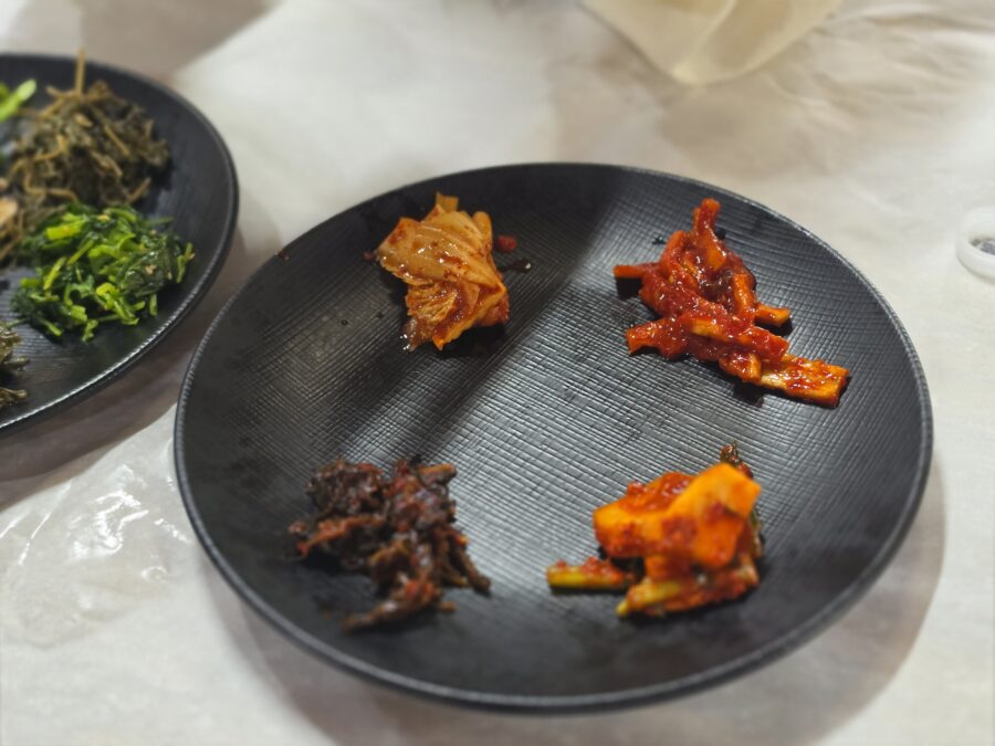 [경남/하동] 성남식당 - 삼성궁 근처 대통밥,지리산 산나물 정식 밥상 맛집 count(title)%, 하동 성남식당 대통밥 장아찌 scaled