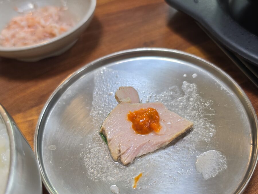 [경남/하동] 화개장터 옛날국밥 - 화개장터 아침을 여는 국밥 맛집 count(title)%, 하동 화개장터 옛날국밥 수육한점 scaled