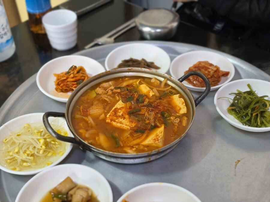 [경북/경주] 광명기사식당 - 경주역 근처 돼지낙지볶음 경주 짬뽕 기사식당 맛집 5, 경주 광명기사식당 돼지찌개 1 scaled