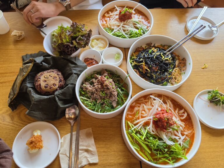 [경북/경주] 수경사 – 통들깨면이 인상적인 경주 한옥 한식 맛집